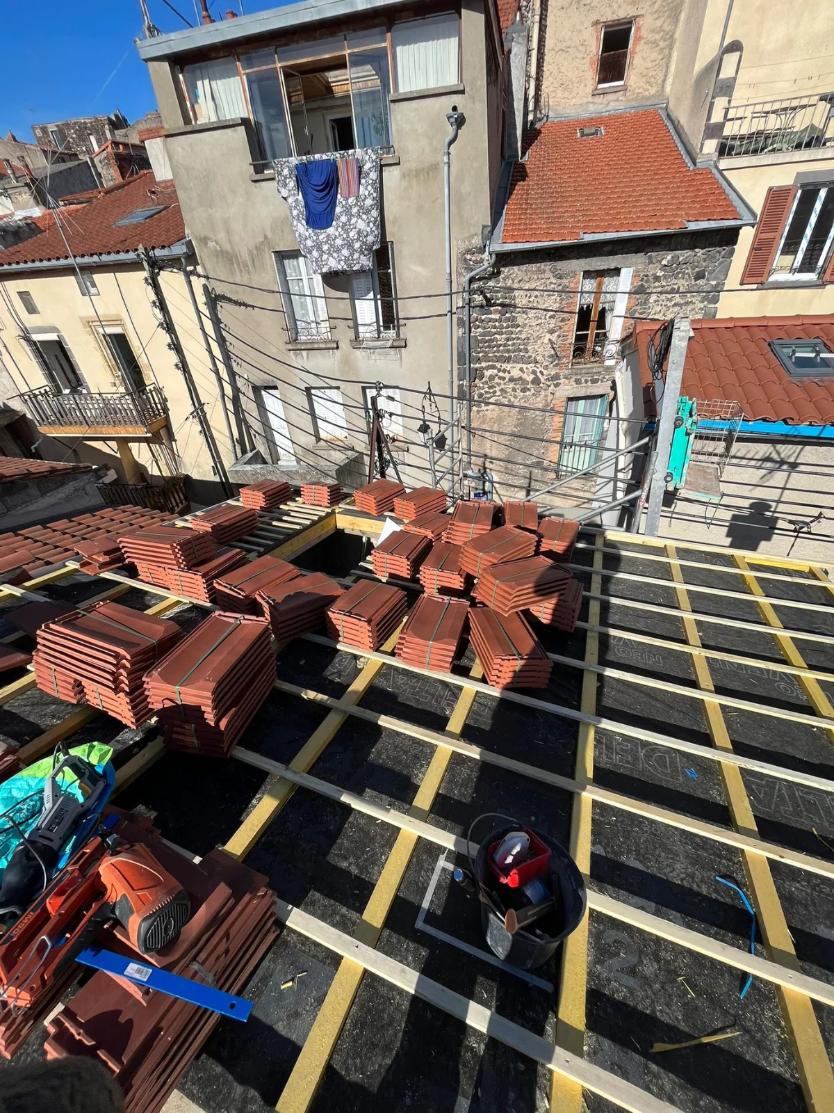 Rénovation de toiture Lyon & Paris